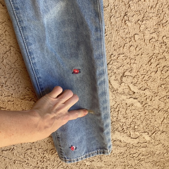 GAP Girls size 12 denim blue jeans with embroidery flowers - Picture 7 of 10